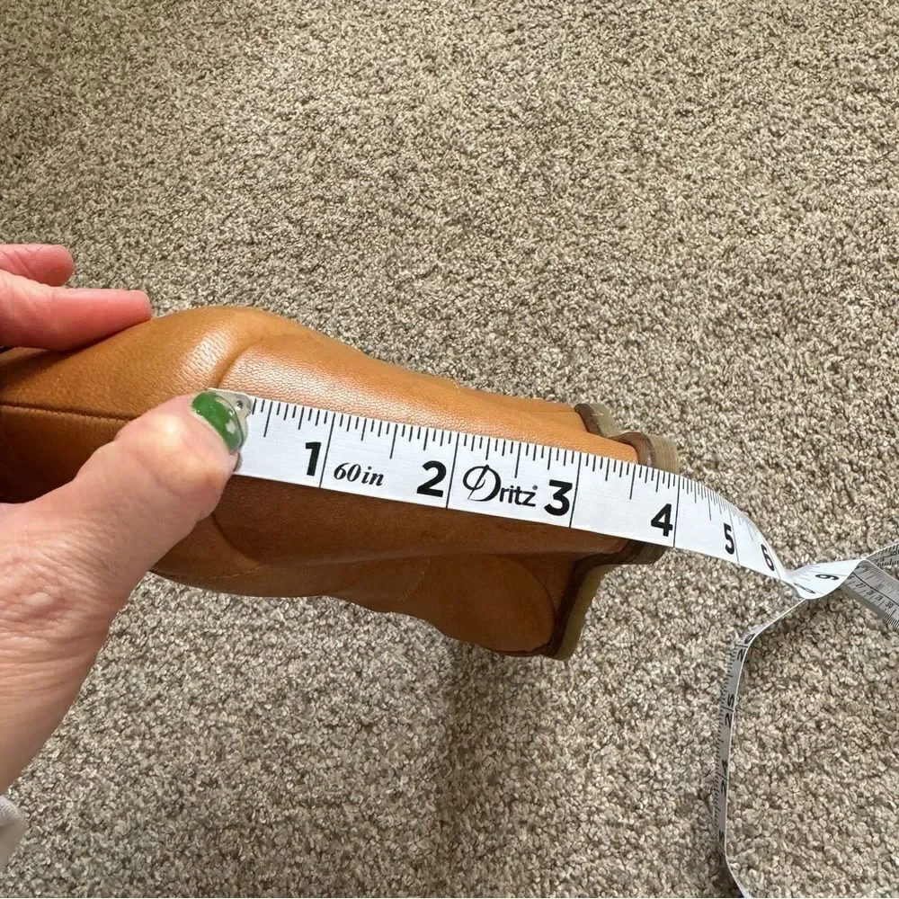 Lucky Penny Tan Leather Lace-Up Cutout Wedge Ankle Shooties Size 39 New Anthro